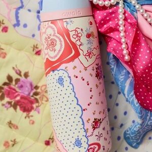 OWALA HANKIE 32 oz Free Sip Bottle Urban Outfitters GUARANTEED GENUINE NEW!